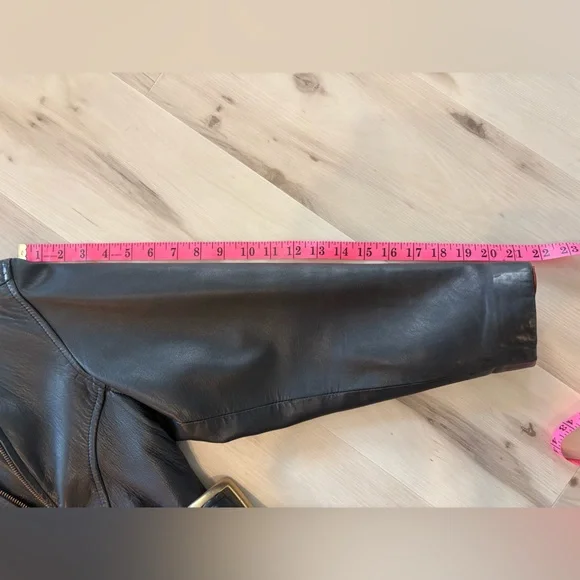 Vintage Danier 100% Leather Zip Biker Jkt, Lined, adjustable straps, Navy, M - Picture 8 of 16